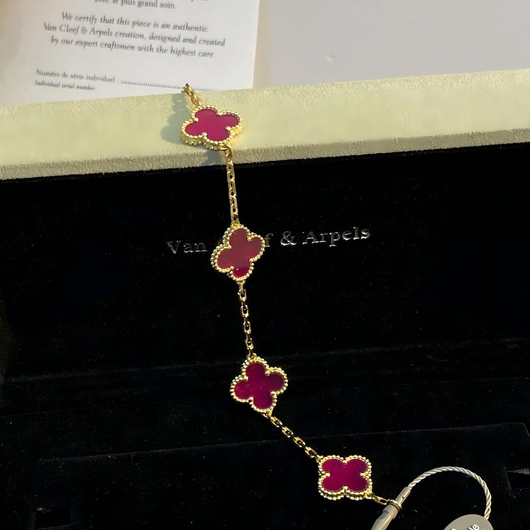 [Loco]NEW CLOVER 5 MOTIFS PINK ENAMEL BRACELET