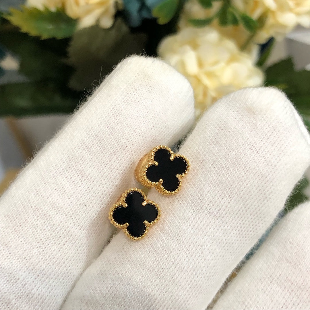 ¡®Loco¡¯CLOVER MINI GOLD EARRINGS