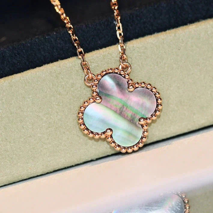 ¡®Loco¡¯CLOVER 15MM  GRAY MOTHER OF PEARL NECKLACE