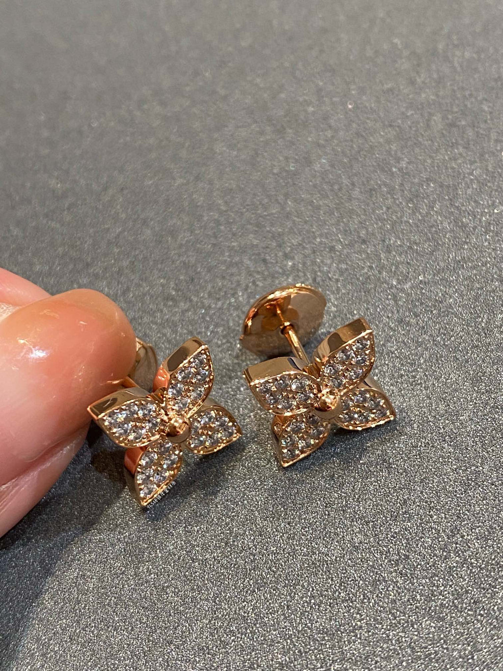 ¡®Loco¡¯STAR DIAMOND EARRINGS
