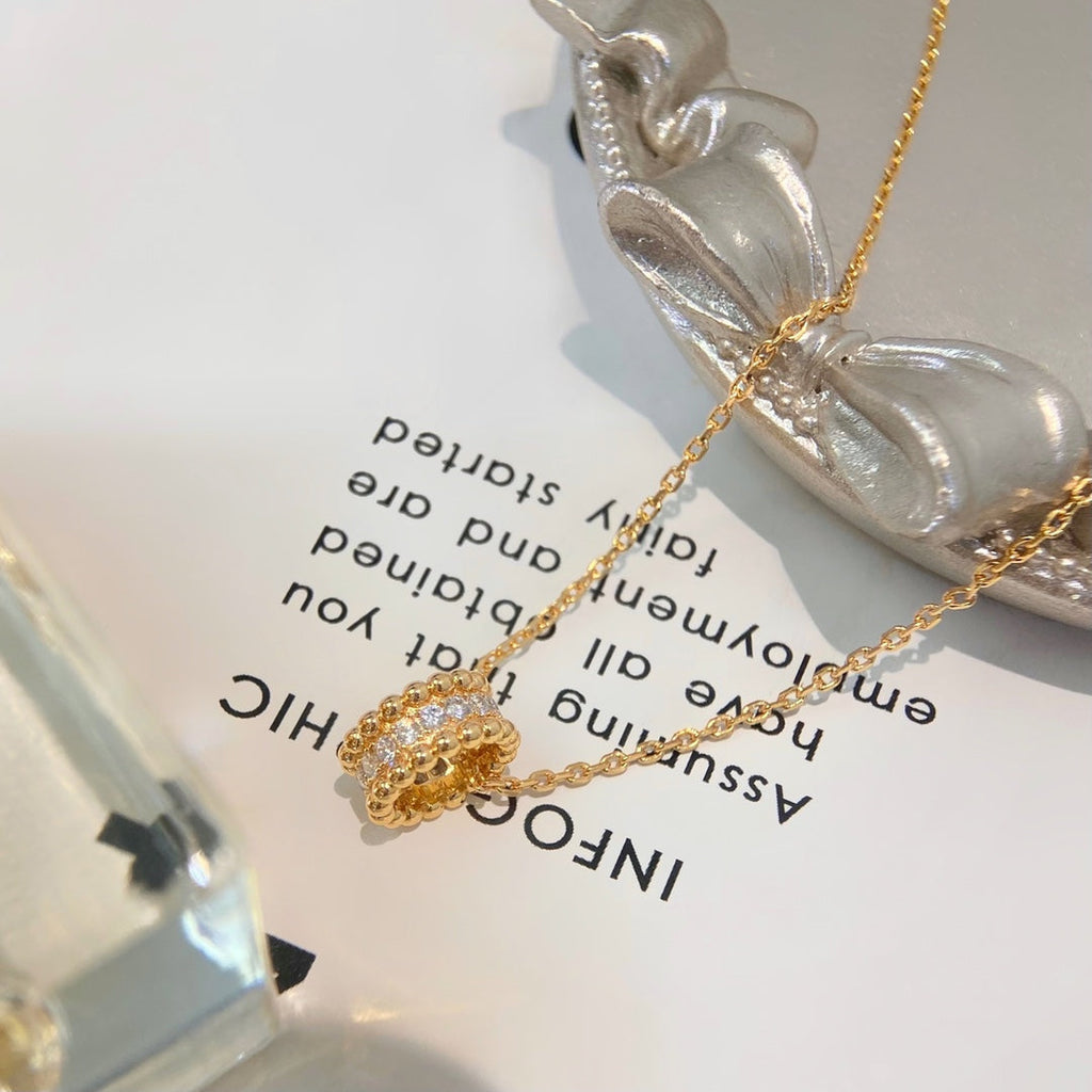 ¡®Loco¡¯PERLEE DIAMOND NECKLACE