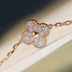 ¡®Loco¡¯CLOVER 20 MOTIFS LASER DIAMOND NECKLACE