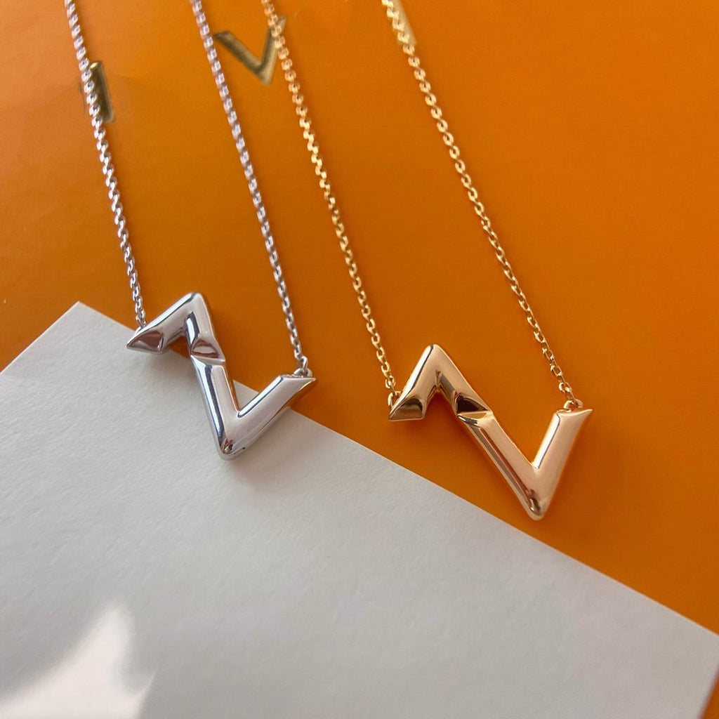 ¡®Loco¡¯VOLTE UPSIDE DOWN NECKLACE