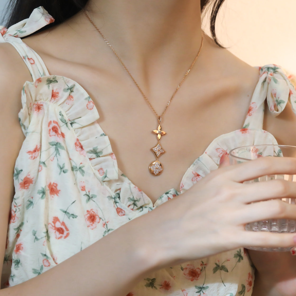 ¡®Loco¡¯STAR AND SUN DIAMOND PINK GOLD NECKLACE