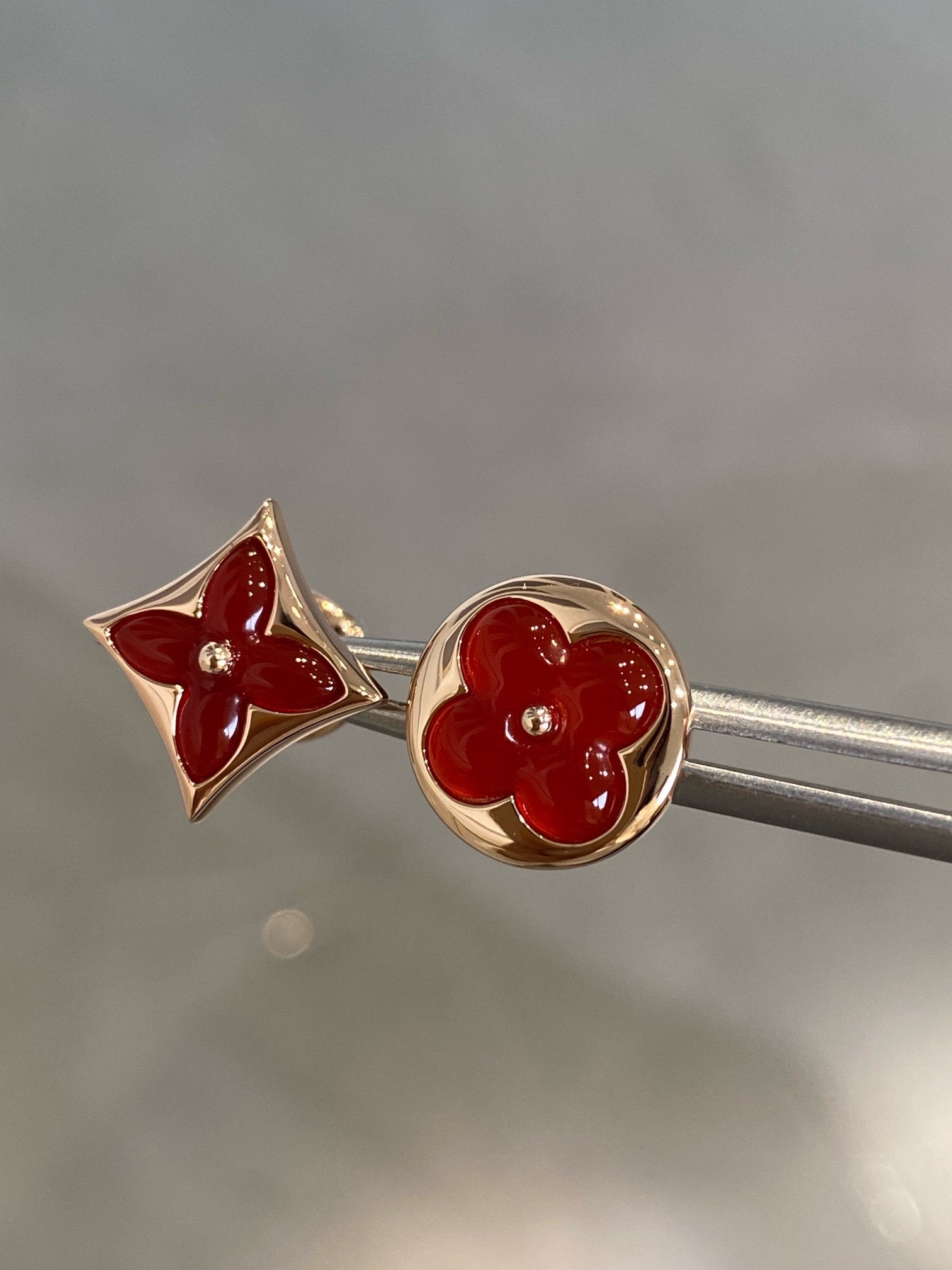 ¡®Loco¡¯STAR AND SUN PINK GOLD CARNELIAN STUD EARRINGS