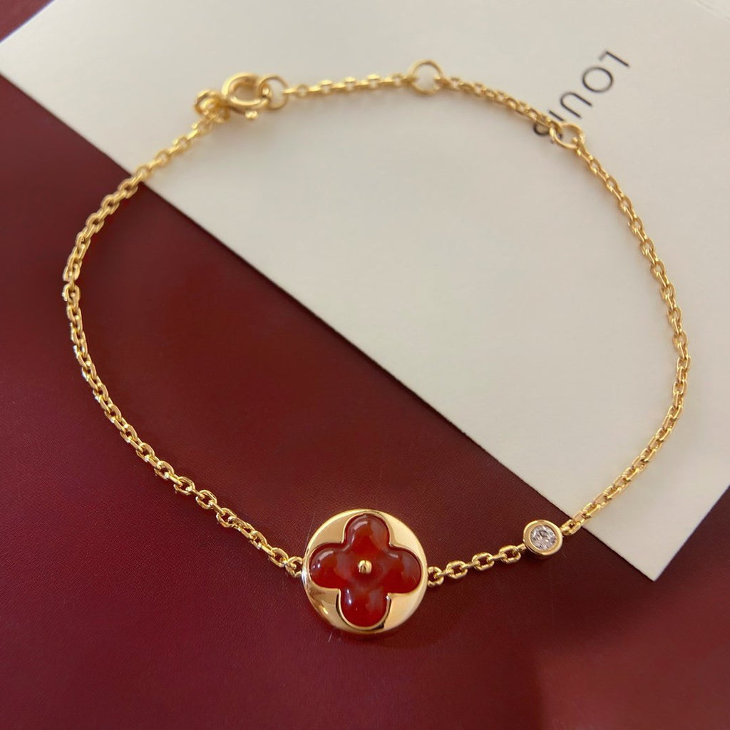 ¡®Loco¡¯SUN PEDANT CARNELIAN BRACELET