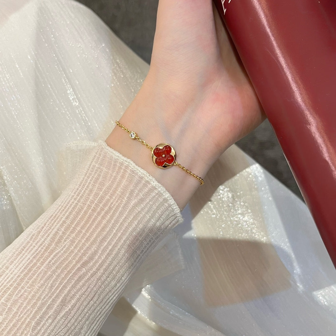 ¡®Loco¡¯SUN PEDANT CARNELIAN BRACELET