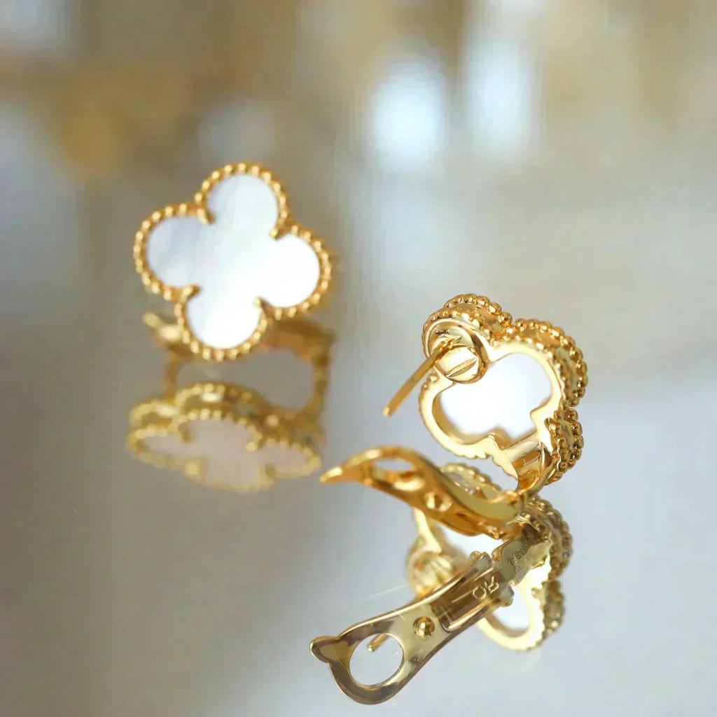 ¡®Loco¡¯CLOVER MEDIUM 1 MOTIFS  WHITE MOP STUD EARRINGS