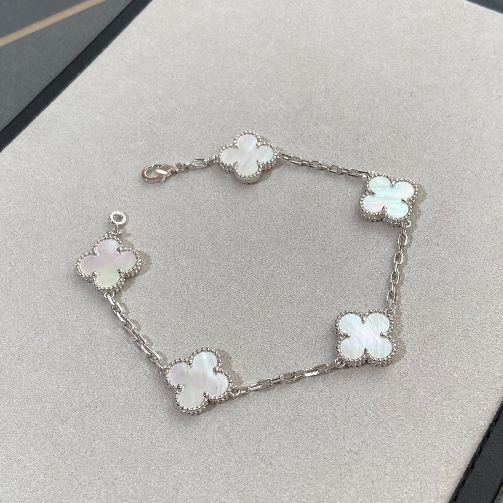 [Loco]New CLOVER WHITE PEARL MOP 5 MOTIF BRACELET COLLECTION