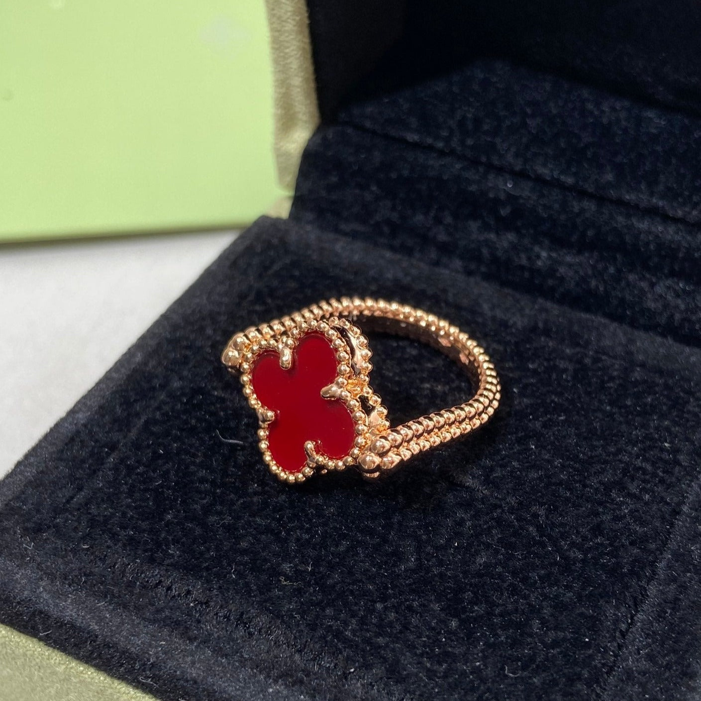 ¡®Loco¡¯CLOVER RIVERSIBLE ROSE GOLD RING