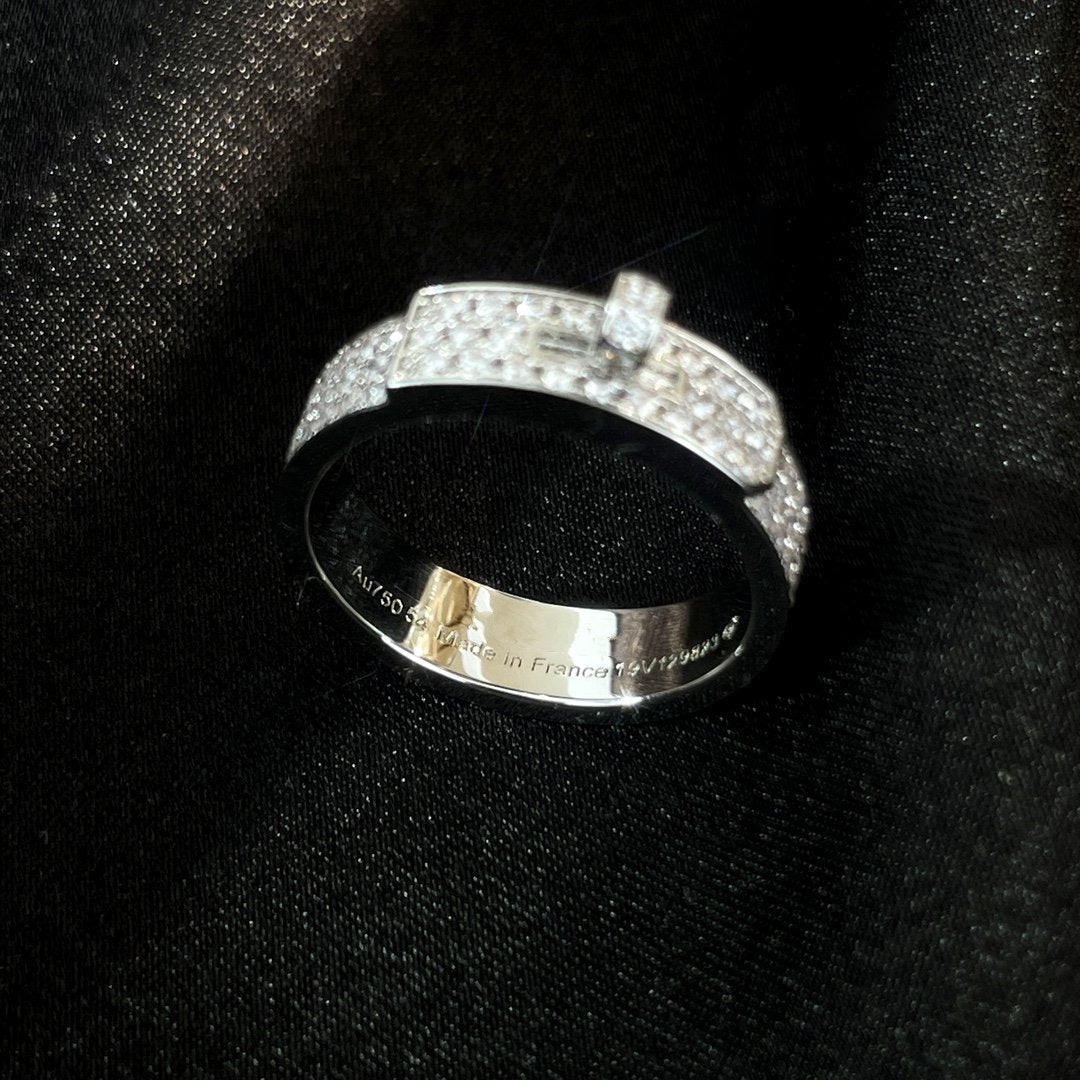 ¡®Loco¡¯KELLY SILVER DIAMOND RING