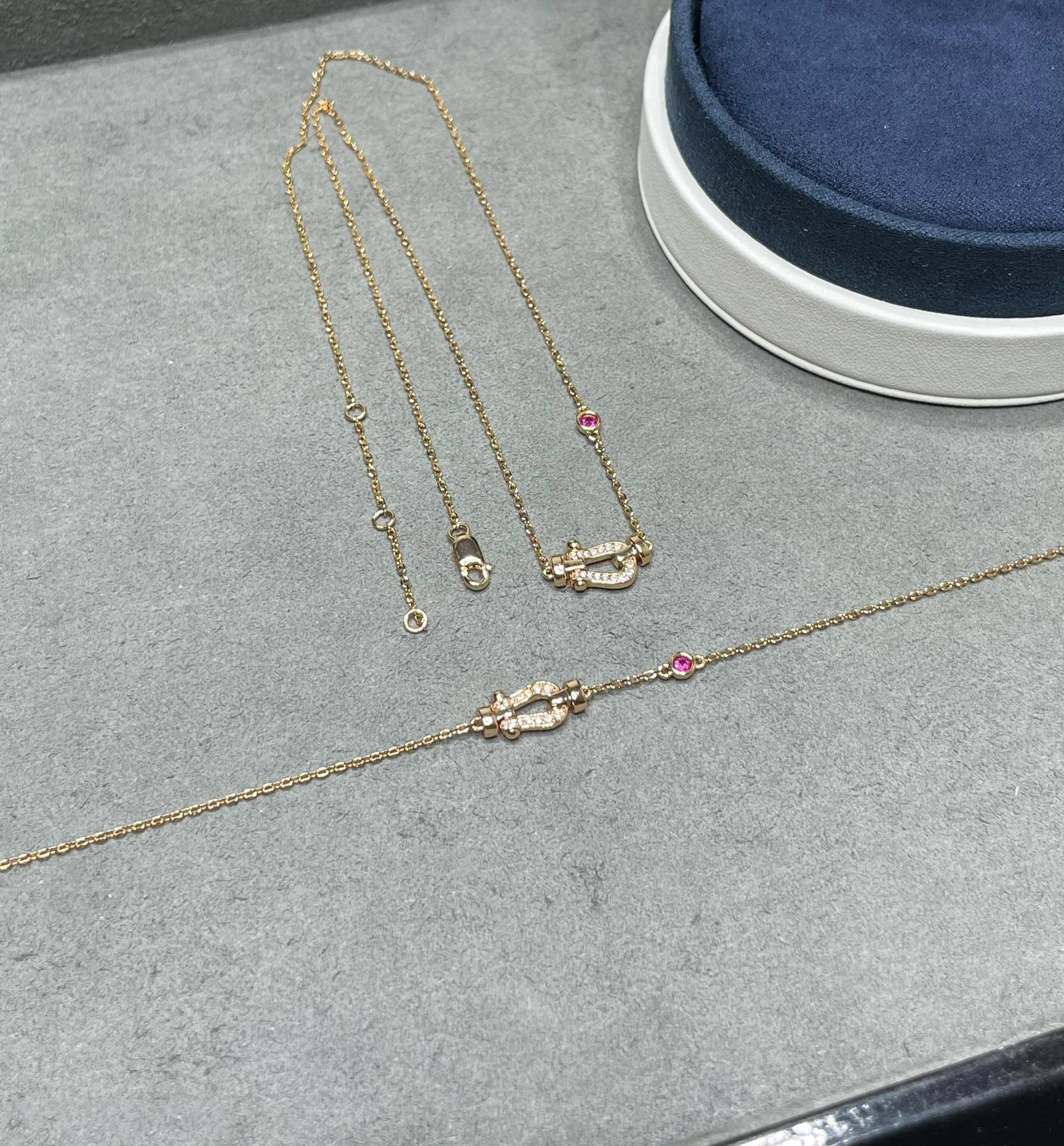 ¡®Loco¡¯FORCE 10 DIAMOND PINK GOLD NECKLACE