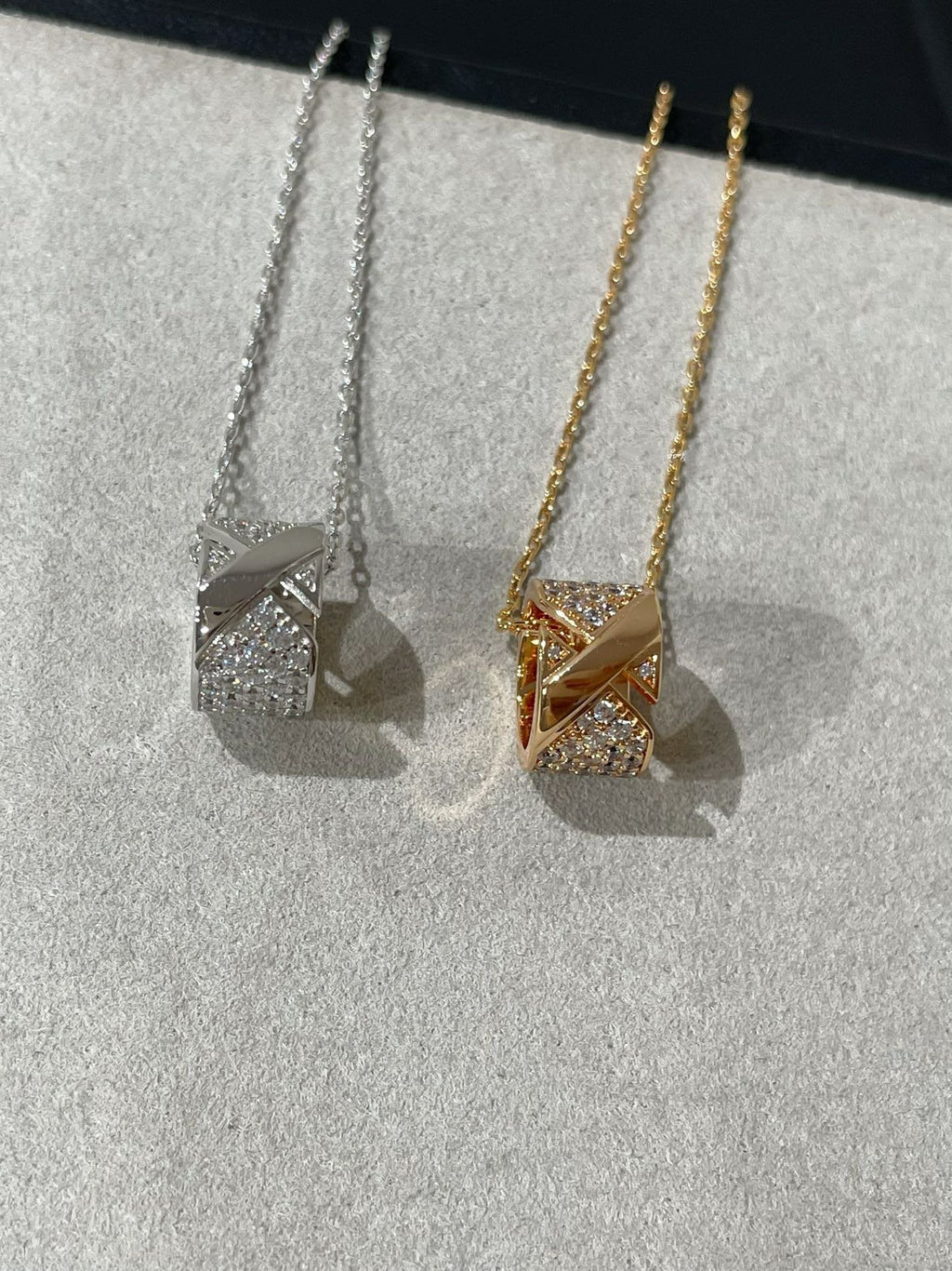 ¡®Loco¡¯LIENS EVIDENCE DIAMOND PAVED NECKLACE