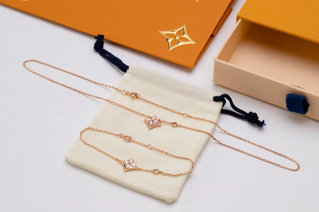 ¡®Loco¡¯STAR PINK MOP 1 DIAMOND PINK GOLD NECKLACE