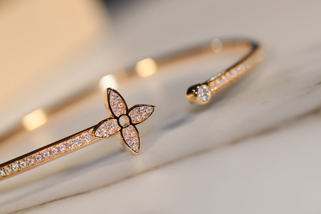¡®Loco¡¯IDYLLE GOLD OPEN BRACELET DIAMOND PAVED