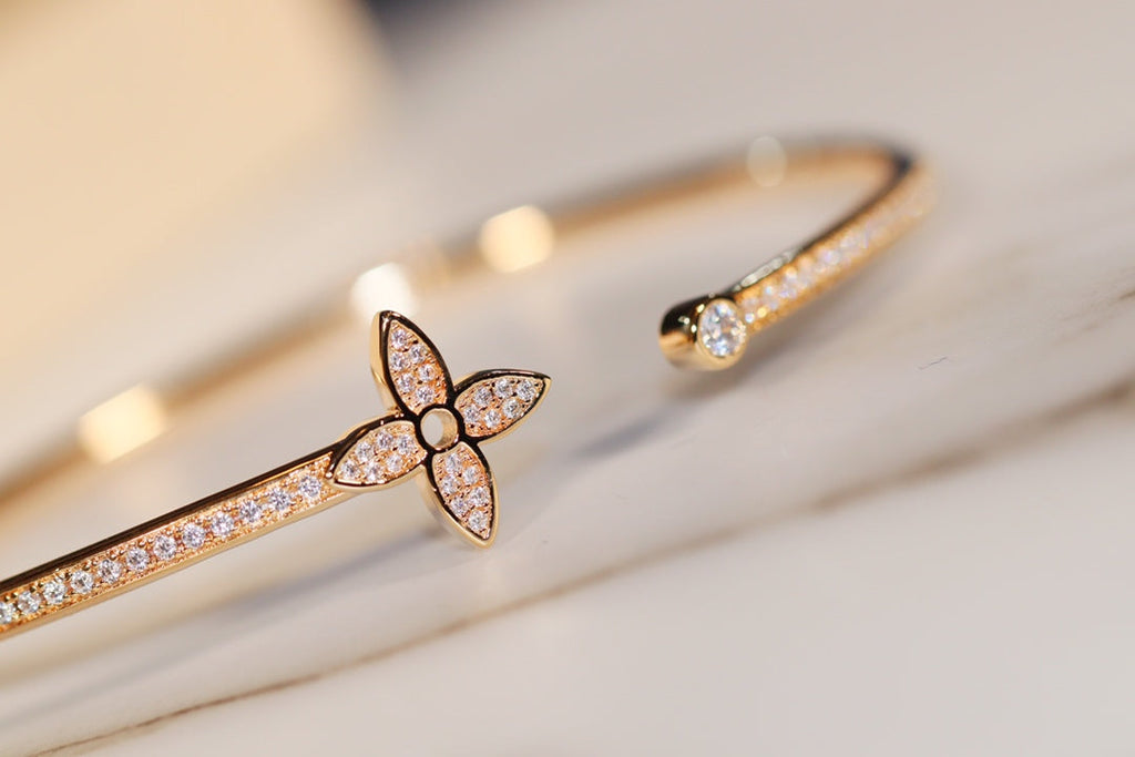 ¡®Loco¡¯IDYLLE GOLD OPEN BRACELET DIAMOND PAVED