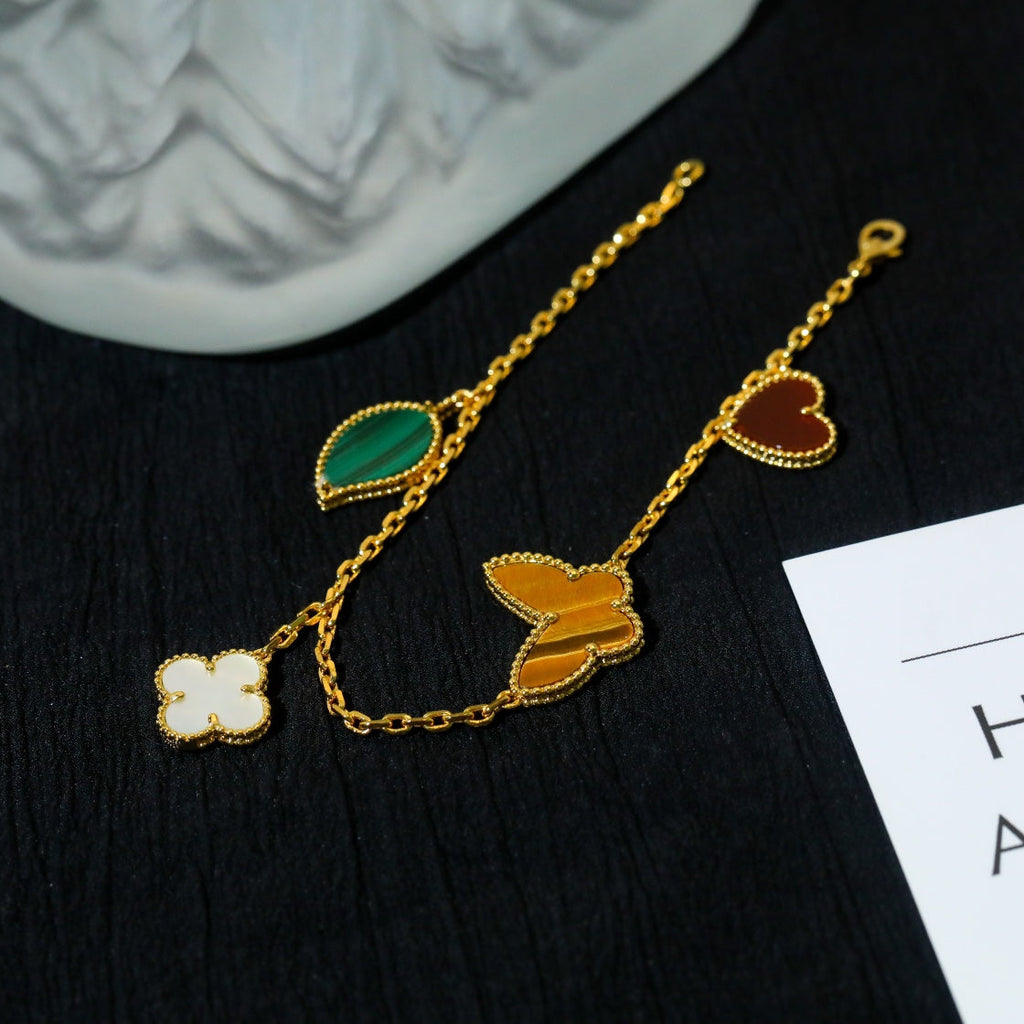 ¡®Loco¡¯LUCKY SPRING 5 MOTIF GOLD BRACELET