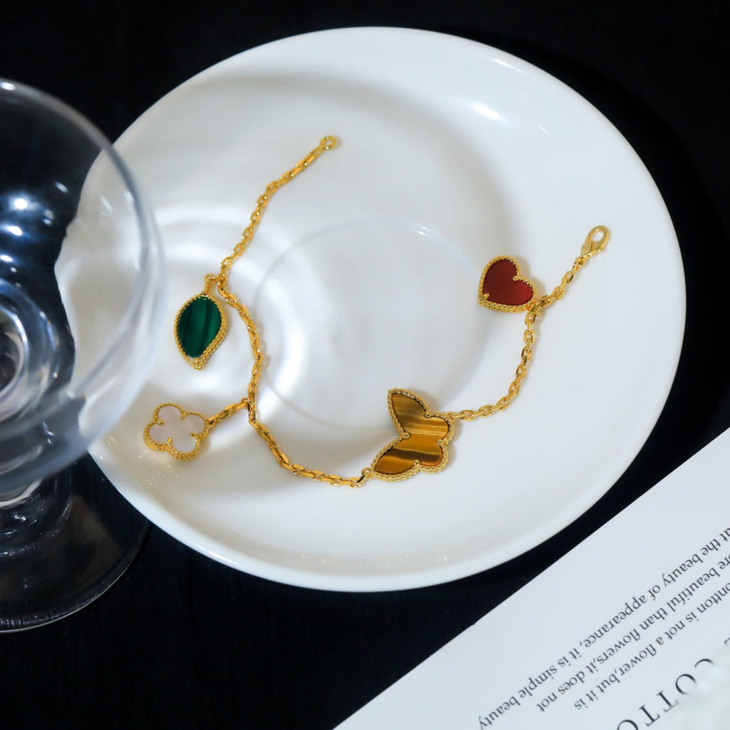 ¡®Loco¡¯LUCKY SPRING 5 MOTIF GOLD BRACELET