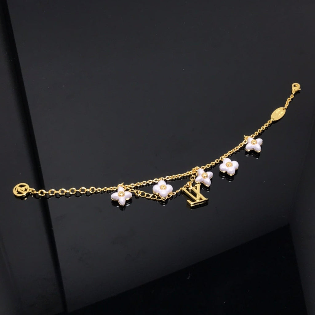 ¡®Loco¡¯LOGO 6 MOTIF STAR AND SUN GOLD BRACELET