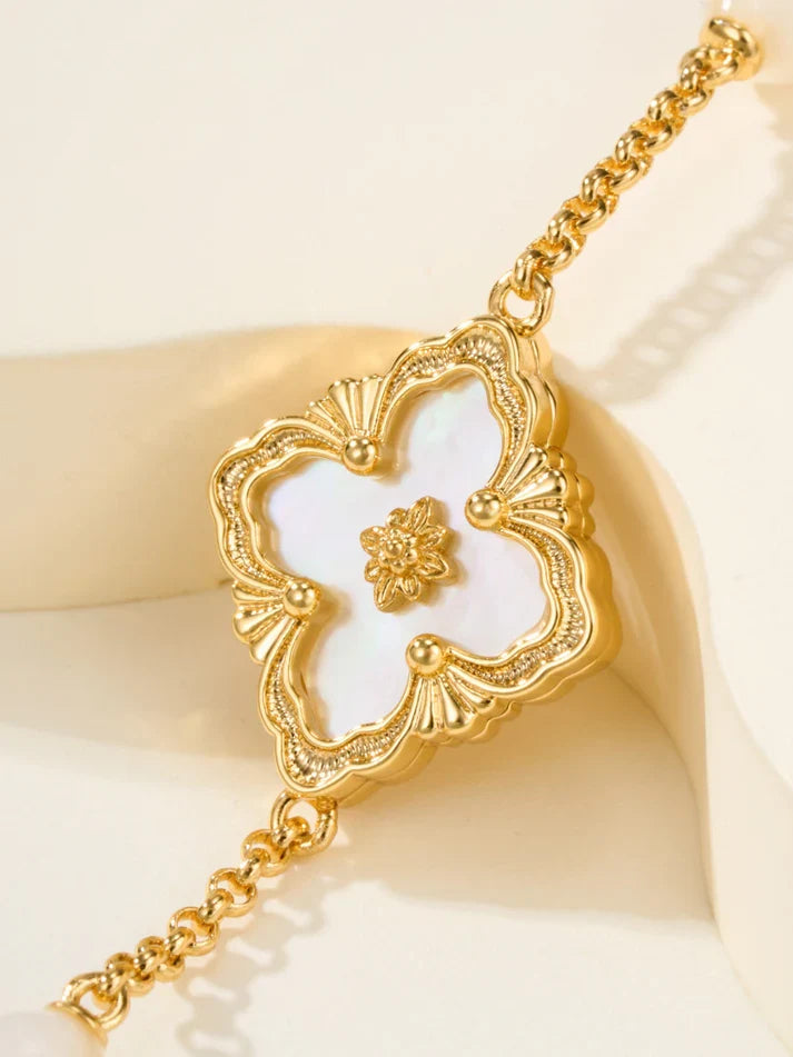 [Loco]B.C.L ENAMELED Three-Flower Bracelet£¨Trumpet)