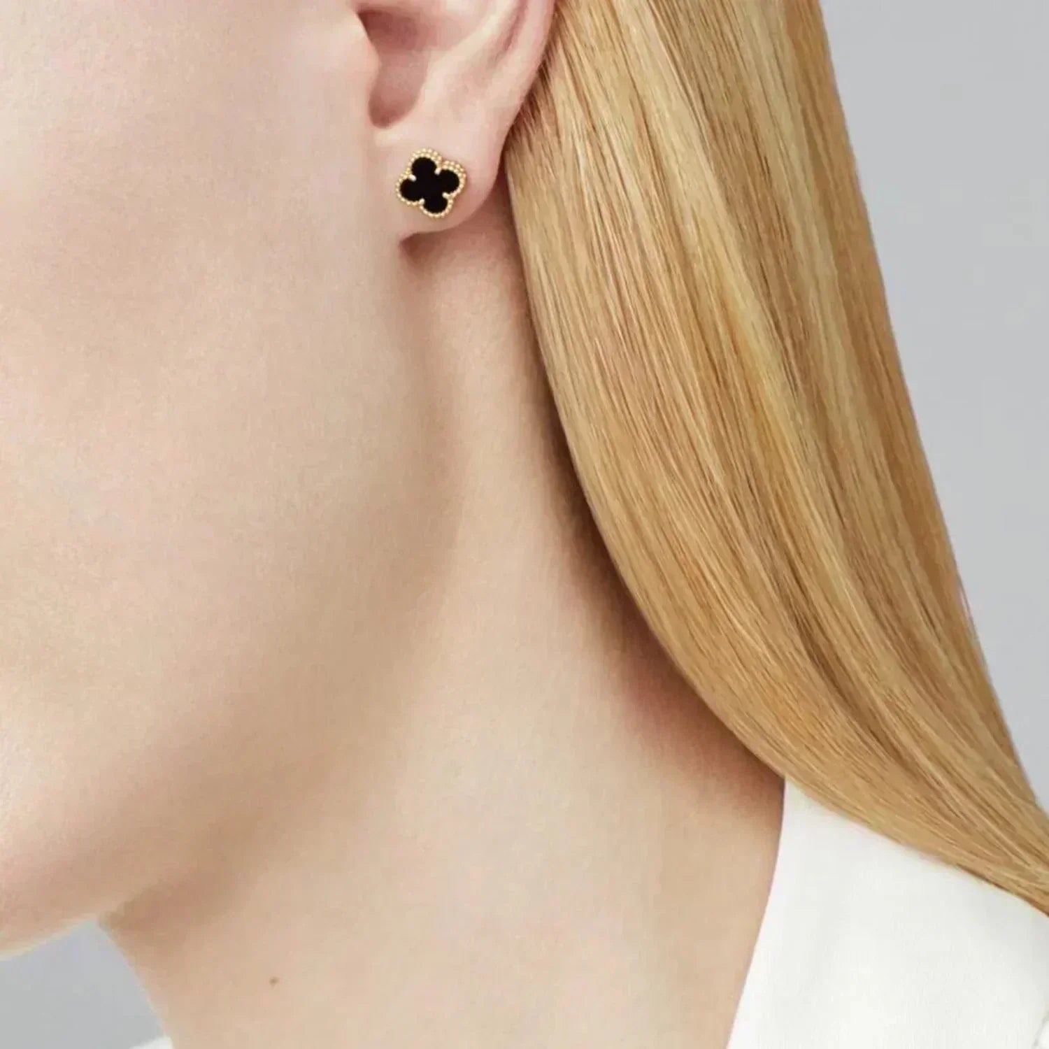 ¡®Loco¡¯CLOVER MINI 9.5MM BLACK MOP EARRINGS