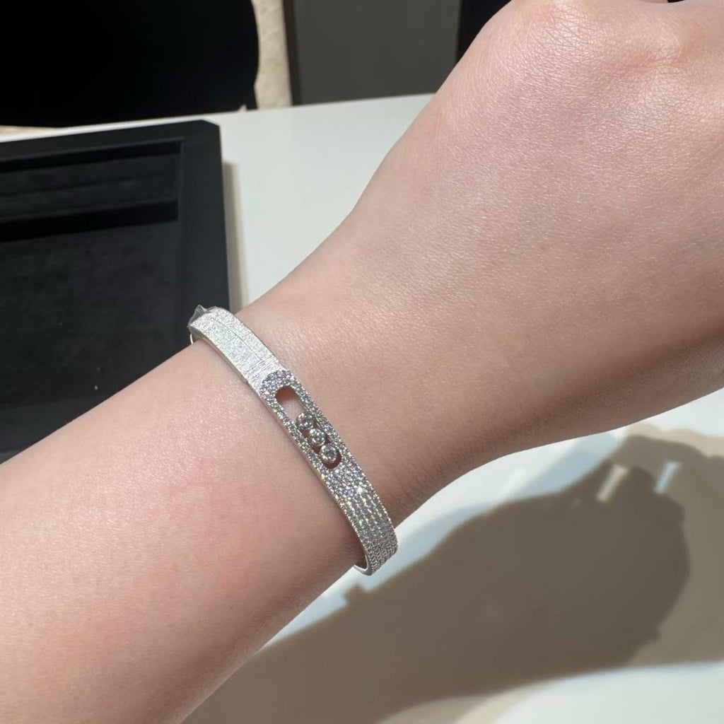 [Loco ]Move Noa Ciselé half pavé bangle