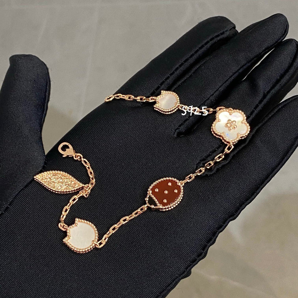 ¡®Loco¡¯LUCKY SPRING 5 MOTIF BRACELET