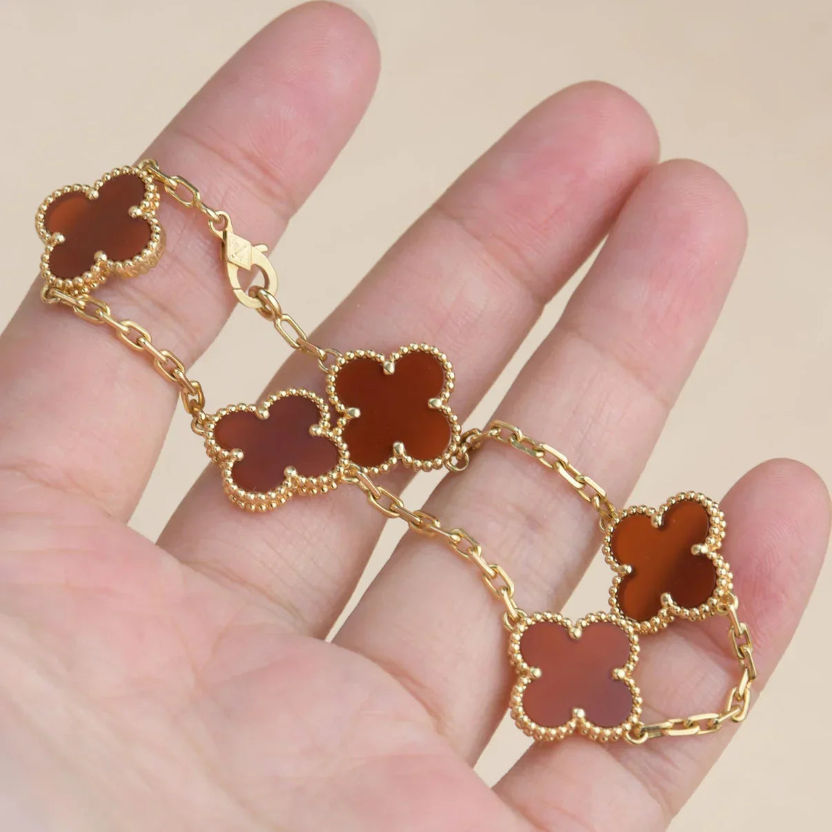 [Loco]New  CLOVER 5 MOTIF RED CORNELIAN BRACELET COLLECTION
