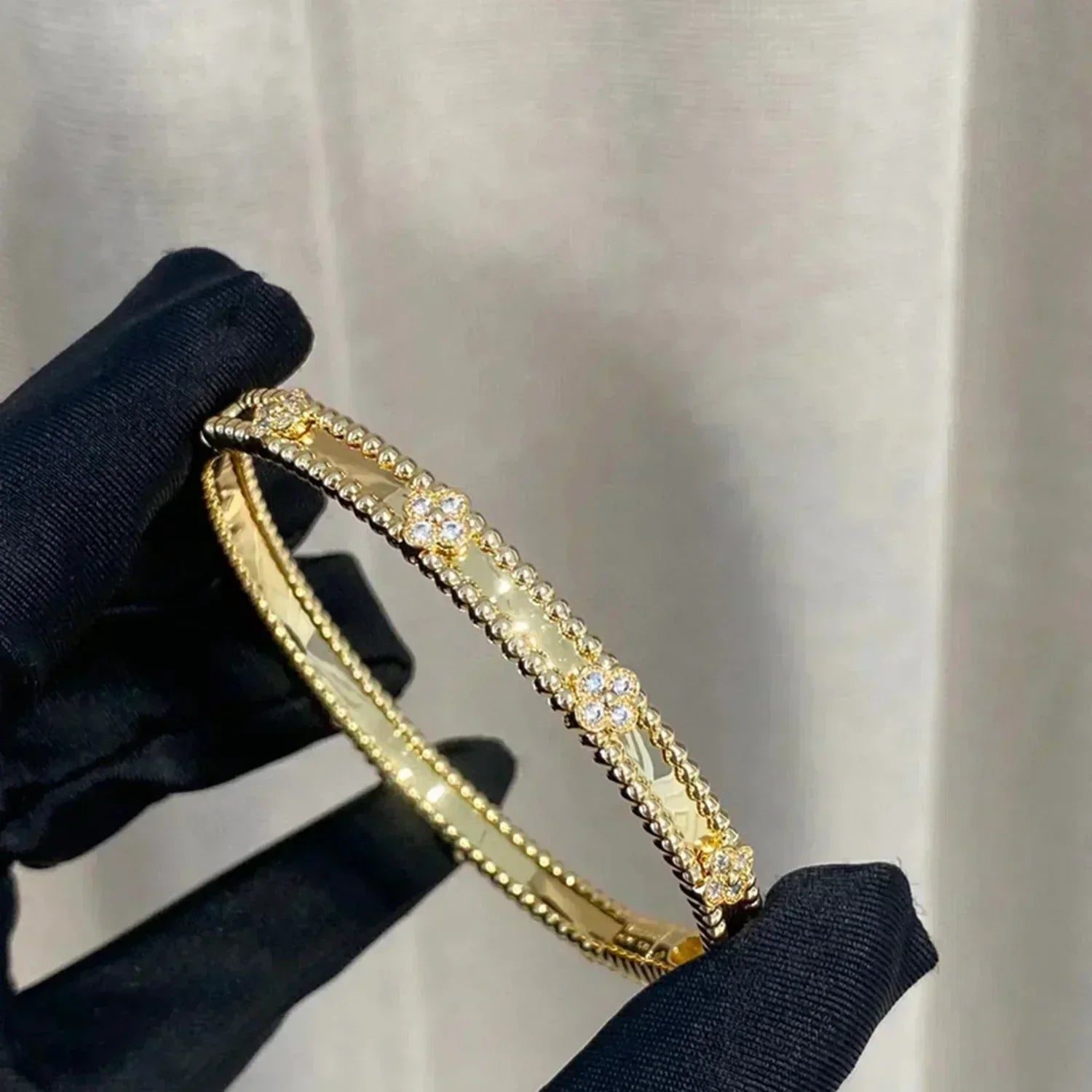 ¡®Loco¡¯CLOVER BRACELET 4MM DIAMONDS