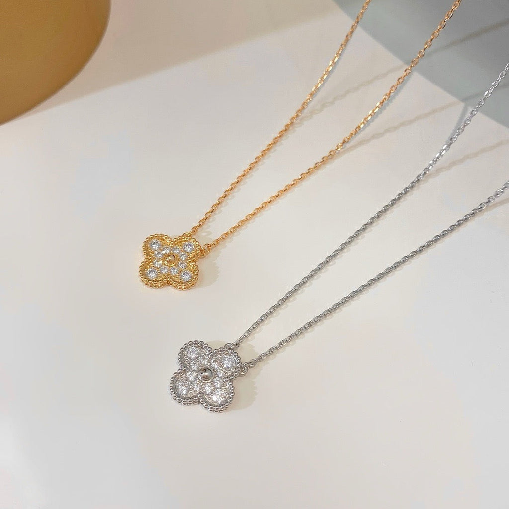 ¡®Loco¡¯CLOVER 15MM DIAMOND SINGLE FLOWER NECKLACE