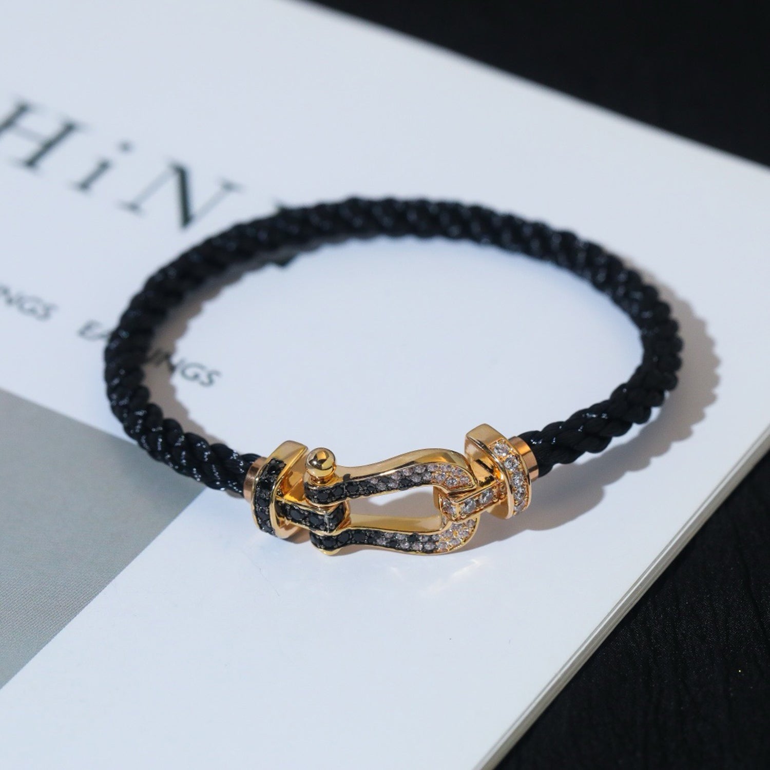 ¡®Loco¡¯FORCE LARGE HORSESHOE BLACK WHITE DIAMOND BRACELET SILVER