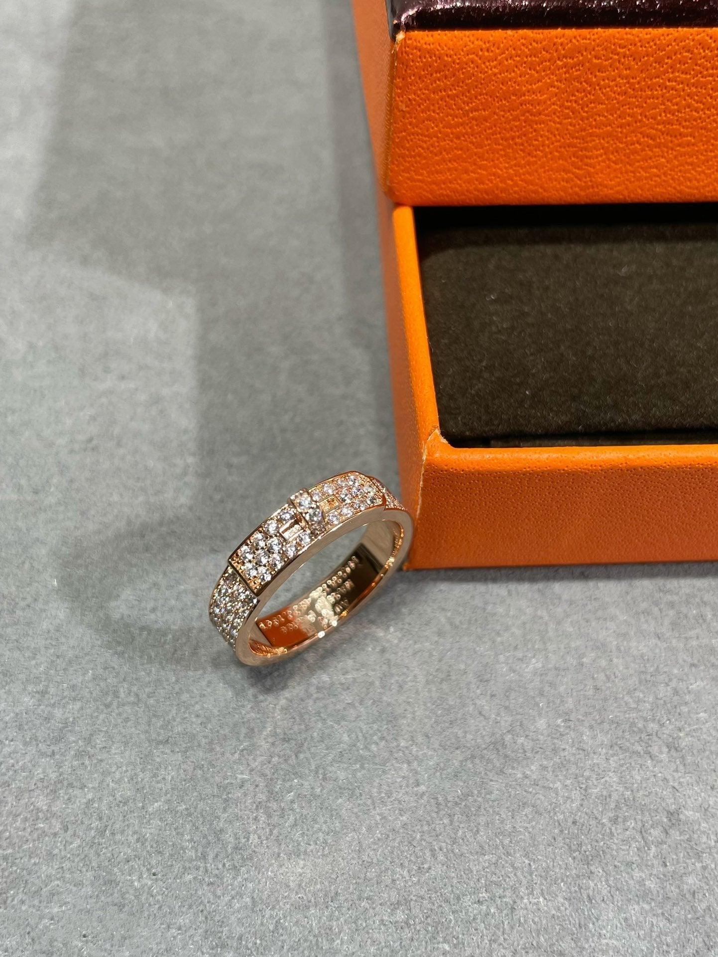 ¡®Loco¡¯KELLY PINK GOLD DIAMOND RING