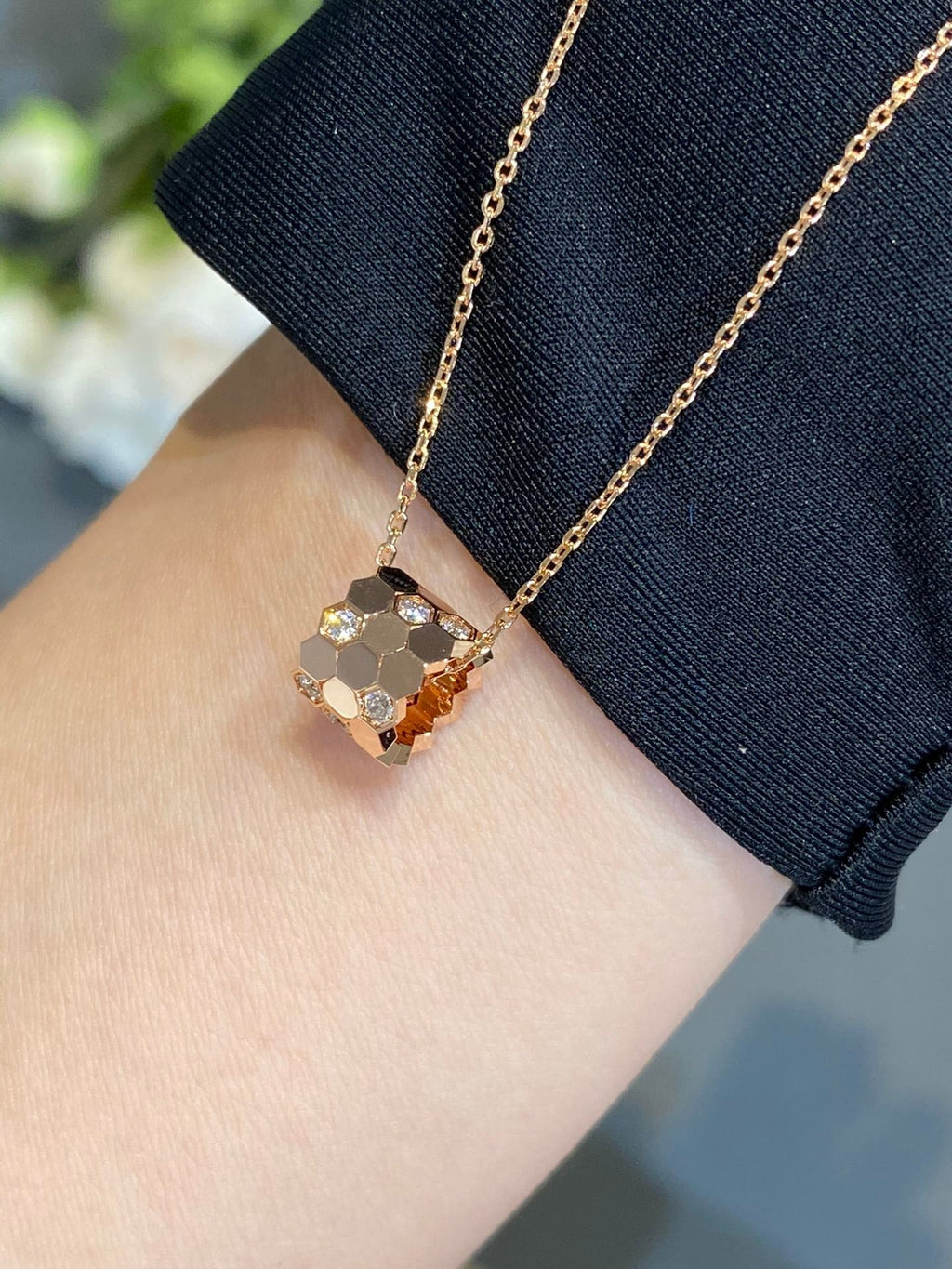 ¡®Loco¡¯BEE LOVE DIAMOND NECKLACE