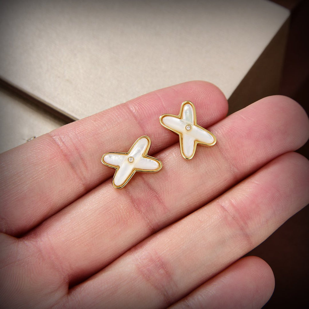 ¡®Loco¡¯JEUX DE WHITE MOP GOLD DIAMOND EARRINGS