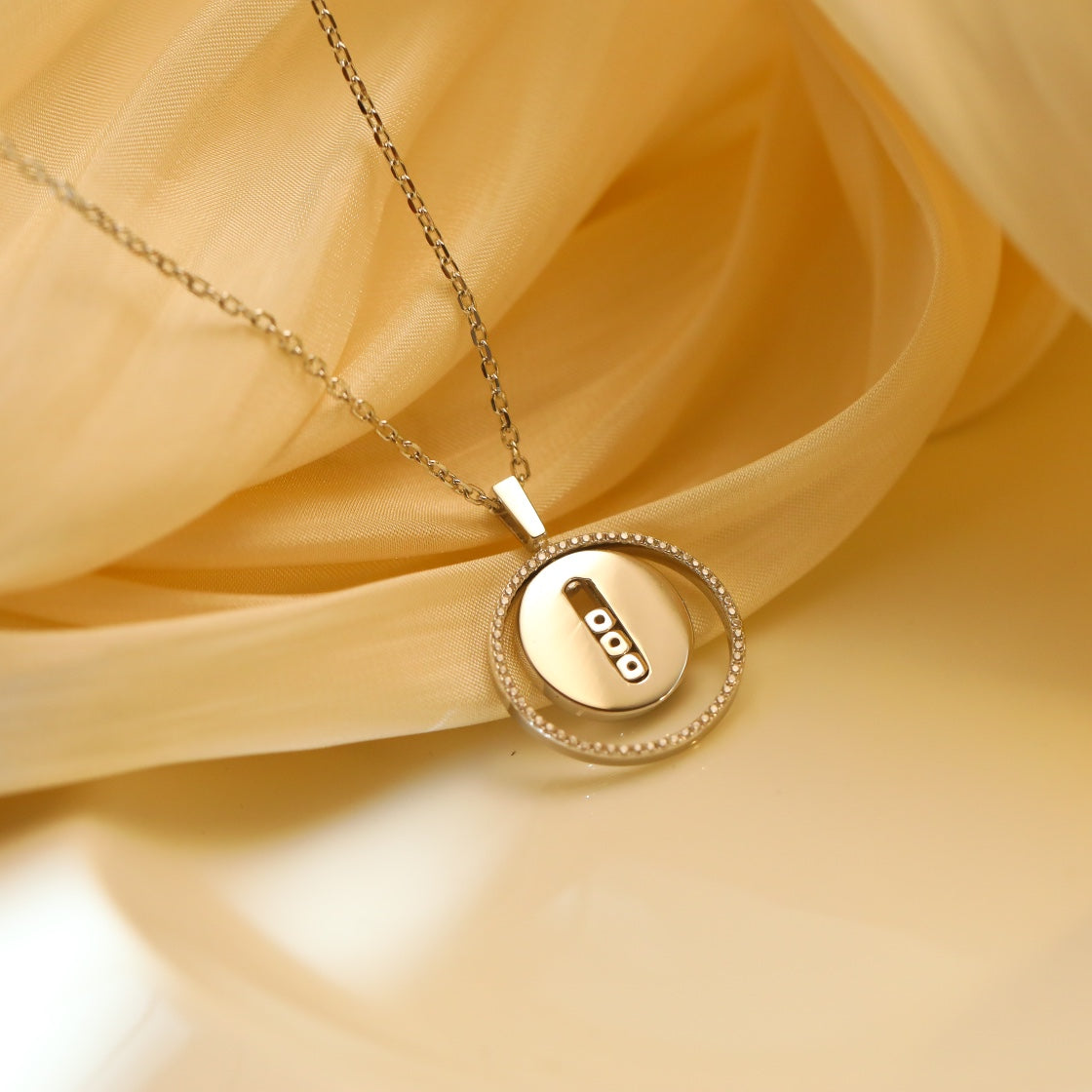[Loco ]Loco MOVE MM SILVER DIAMOND NECKLACE