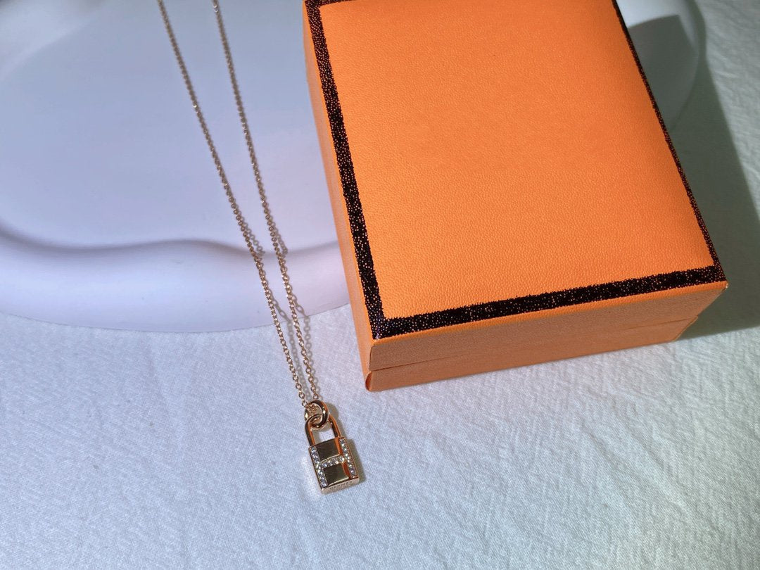 ¡®Loco¡¯HM ADVANCED NICHE LOCK HEAD NECKLACE DIAMONDS