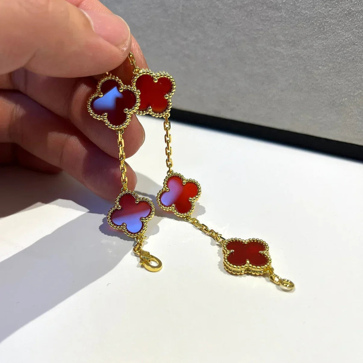 [Loco]New  CLOVER 5 MOTIF RED CORNELIAN BRACELET COLLECTION