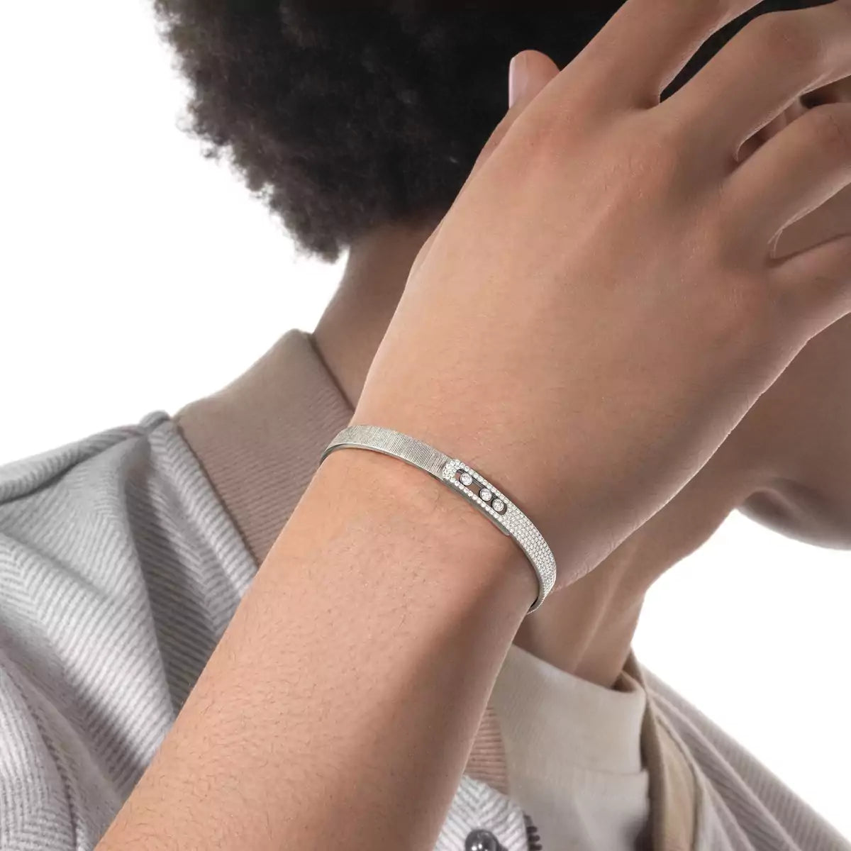 [Loco ]Move Noa Ciselé half pavé bangle