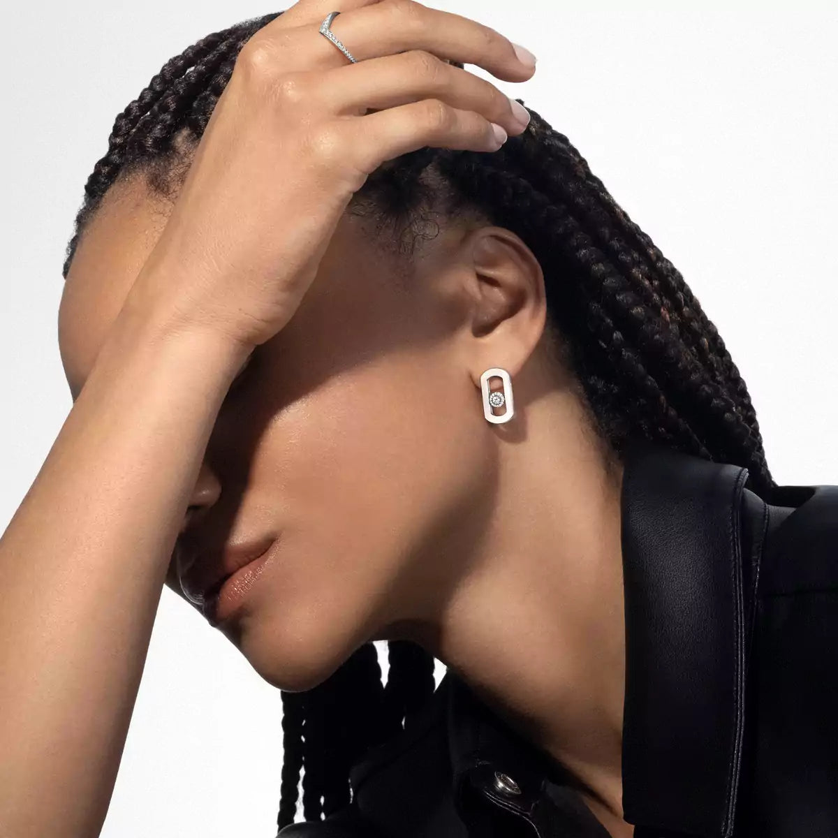 [Loco ]So Move Diamond Earrings in Yellow Gold