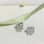 ¡®Loco¡¯FRIVOLE SILVER FLOWER DIAMOND EARRINGS